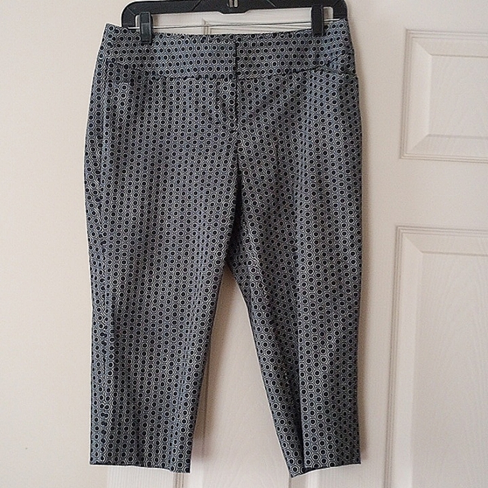 Short Capri